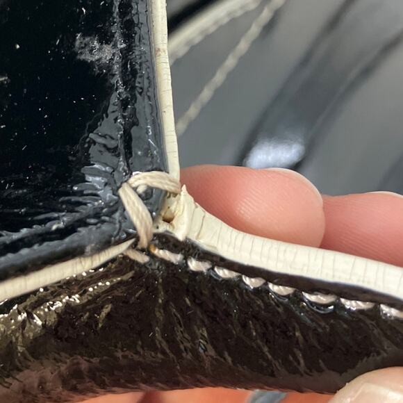 KATE SPADE LARGE BLACK, WHITE PATTON LEATHER HANDBAG (ASIS) - Picture 9 of 16